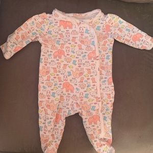 Pack of 2 onesies for baby. Perfect condition.